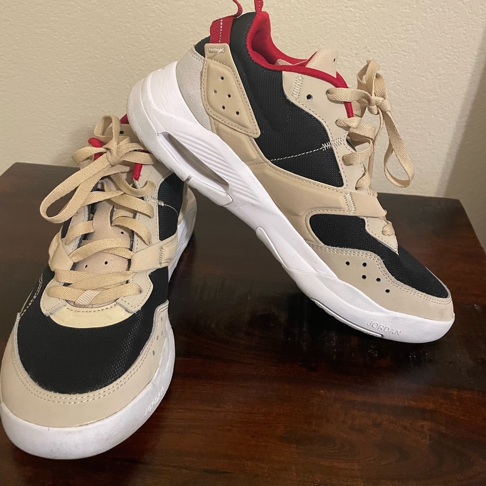 Nike Jordans - like new!